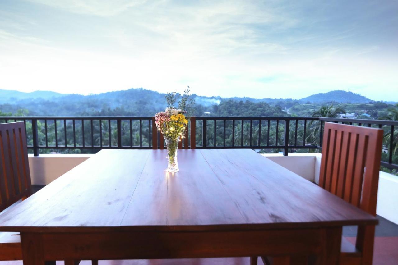 Kandy Hub Guest House ภายนอก รูปภาพ