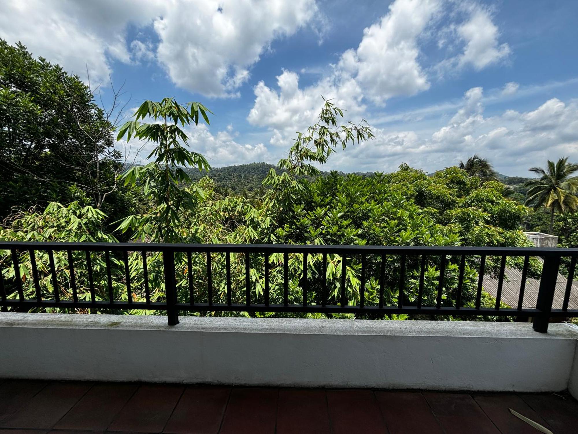 Kandy Hub Guest House ภายนอก รูปภาพ
